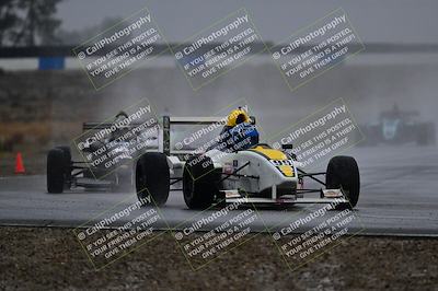 media/Nov-15-2025-CalClub SCCA (Sat) [[7bfa5a7151]]/Race/Group 5/